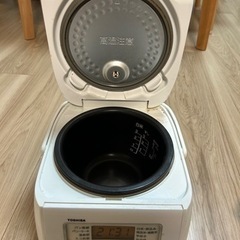 TOSHIBA 炊飯器の画像