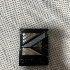 ケイト　アイシャドウ