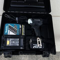 マキタ TD136DRFXB 14.4V 充電式インパクトドライバー セット マキタ
