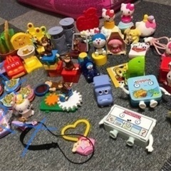 ハッピーセットのおもちゃ(お話中)