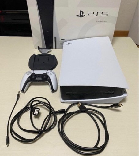 PS5 本体　ディスクドライブ搭載＋冷却ファン3段LED充電スタンド