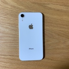 iPhone XR ホワイト　64GBの画像