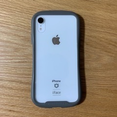 iPhone XR ホワイト　64GBの画像