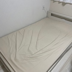 家具　セミダブルベッド　フレーム　マットレス