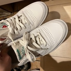 Reebok スニーカー