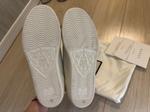 GUCCIレディーススニーカー