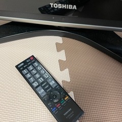 東芝　TOSHIBA REGZA 32インチ　テレビの画像
