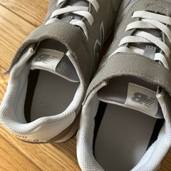 新品未使用品ニューバランススニーカーの画像