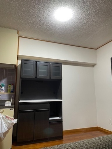 ?キャンセル出ました　食器棚　　