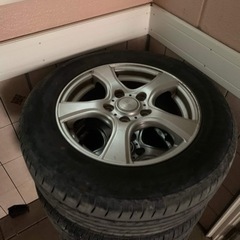 車のパーツ タイヤ、ホイール