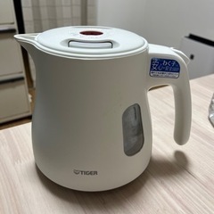 2021年製 タイガー 電気ケトル わく子 0.8リットル ホワイト 