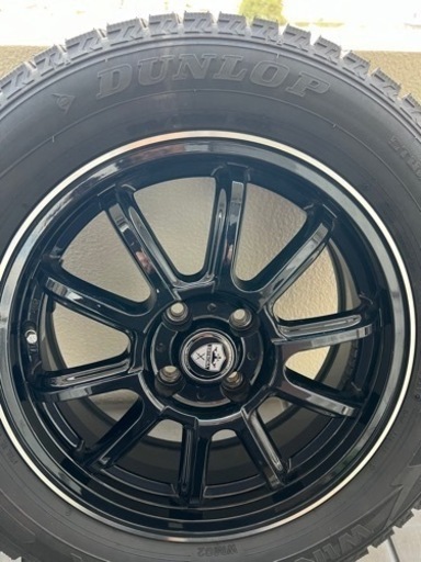 車のパーツ タイヤ、ホイール