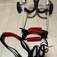 犬用歩行器の画像