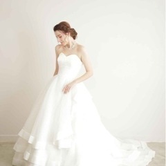 ワタベウェディング　ウェディングドレスの画像