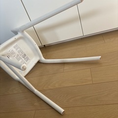 IKEA 子ども用椅子の画像