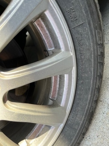 車のパーツ タイヤ、ホイール