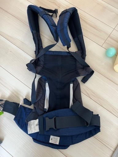 美品 (プレゼント付）　エルゴ オムニ スリーシックスティ クールエア 抱っこ紐 新生児 対面 前向き 腰抱き おんぶ プレミアムモデ