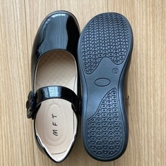 【新品】女の子22センチフォーマル靴　　の画像