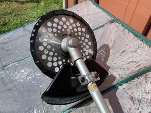 【受け渡し完了
】京セラ(Kyocera) 旧リョービ 刈払機 草刈機 AK-6000 軽量チップソー付