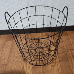 【ニトリ】丸型ランドリーバスケット