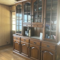 食器棚の画像