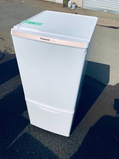 ♦️Panasonicノンフロン冷凍冷蔵庫  【2015年製 】NR-B147W-W