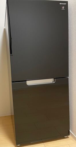 【引取り希望】 SHARP シャープ ガラスドア 冷凍冷蔵庫 152L プラズマクラスター　 両開き２ドア（つけかえどっちもドア） ピュアブラック SJ-GD15G 2021年製