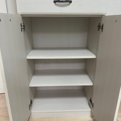 家具  食器棚の画像