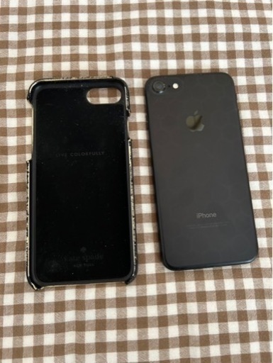 iPhone7 （本体とkate spadeのケース付き）