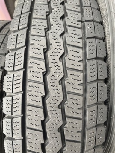 【早い物勝ち‼︎】軽自動車スタッドレス　ダンロップウィンターマックス18年12週製145/80/12 国交省認定ホイール　タイヤ柔らか