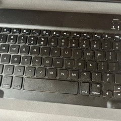 iPad10.2 iPad10.5用スマートキーボードケース　Bluetoothの画像