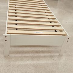 ★ジモティ割あり★ ニトリ ベッドフレーム 白 H77.5×D2...