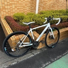 自転車 クロスバイクの画像
