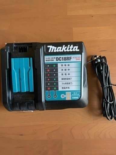 マキタ インパクトドライバー 18V  バッテリー2個付き　TD 149D