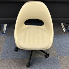【中古】IKEA イケア ELDBERGET エルドベルゲット MALSKAR 回転チェア パッド付 家具の画像