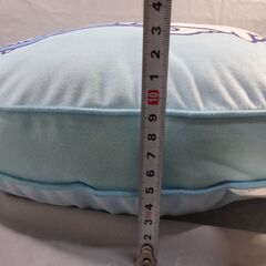 ★未使用 クッション 抱き枕 本体 ハチワレ フロアクッション ちいかわ なんか小さくてかわいいやつ しまむら の画像