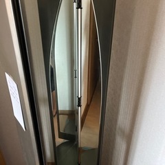 【決まりました】三面鏡の画像