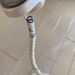 ⭐️お渡し確定⭐️23日まで非対面でお渡し可/OMRON/体重計／体脂肪計の画像