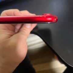 (お話中)iPhone XR 64GB SIMロック解除済★レッド バッテリー交換済み　小傷あり　おまけ付きの画像