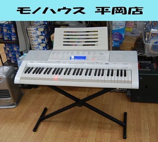 CASIO 光ナビゲーションキーボード LK-208 61鍵盤 ホワイト 元箱