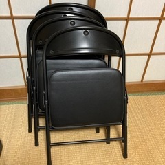 折り畳み椅子4脚
