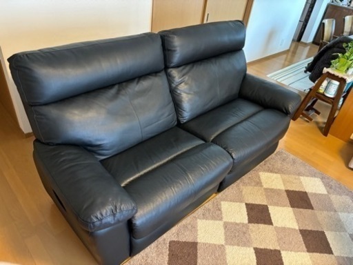 電動リクライニングソファ　3シーター　レザー　ブラック