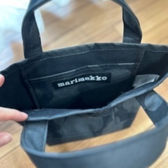 トートバッグ　マリメッコ　円