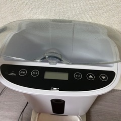 【3/20お譲りする方が決まりました】ペット　自動給餌器の画像