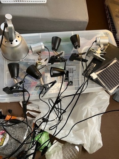 爬虫類用品ランプステー