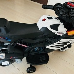 エスアイエス 電動乗用バイク 子供用品 ベビー用品 ベビーカー、バギーの画像