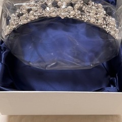 ウェディング　ティアラの画像