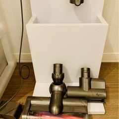 【スタンド付き】ダイソン掃除機　Dyson V6 Motorhead 家電 生活家電 掃除機の画像