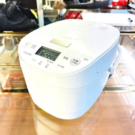 5/18東芝/TOSHIBA 炊飯器 RC-10HR 2022年製 5.5合炊 IH