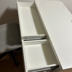 IKEAデスク&チェアの画像